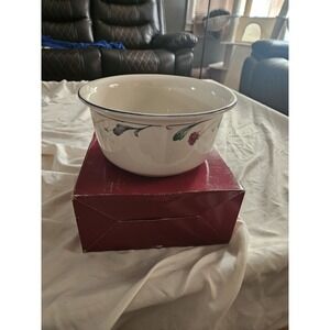 Vintage Alexis Fine Stoneware Serving Bowl NIB